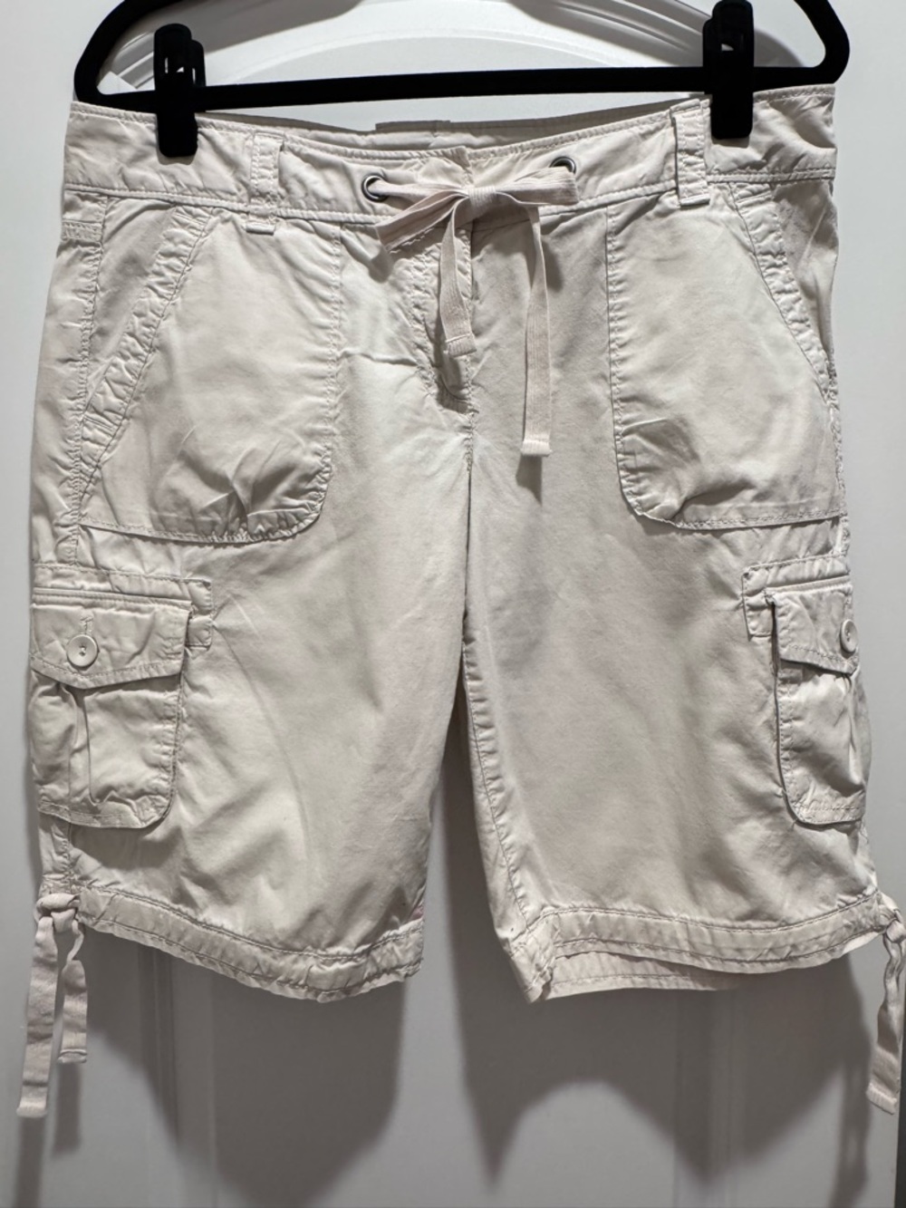 Ann Taylor LOFT Drawstring Cargo Shorts in Light Cream